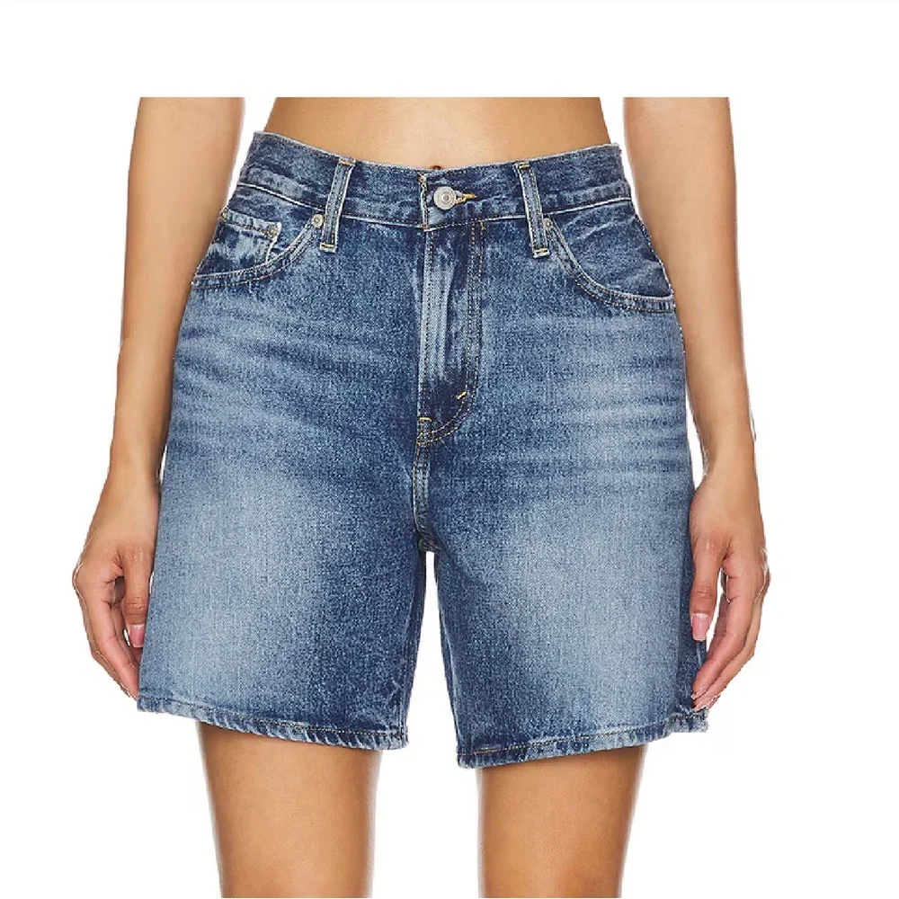Levi’s High Rise Baggy Denim Shorts Worn Memory Jean Jorts W32 Flat 18" EUC - Picture 1 of 15